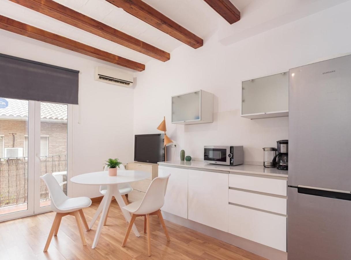 Spacious Doubleroom Apartment At Sants Barcelona Bagian luar foto