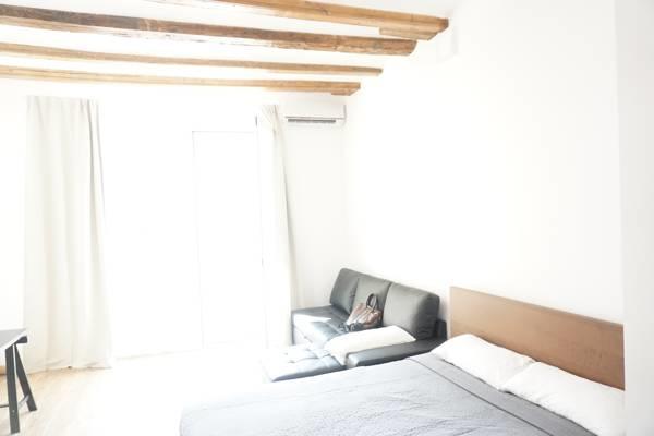 Spacious Doubleroom Apartment At Sants Barcelona Bagian luar foto