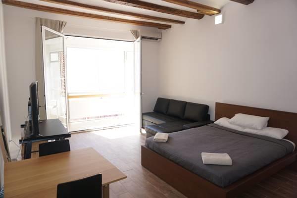 Spacious Doubleroom Apartment At Sants Barcelona Bagian luar foto